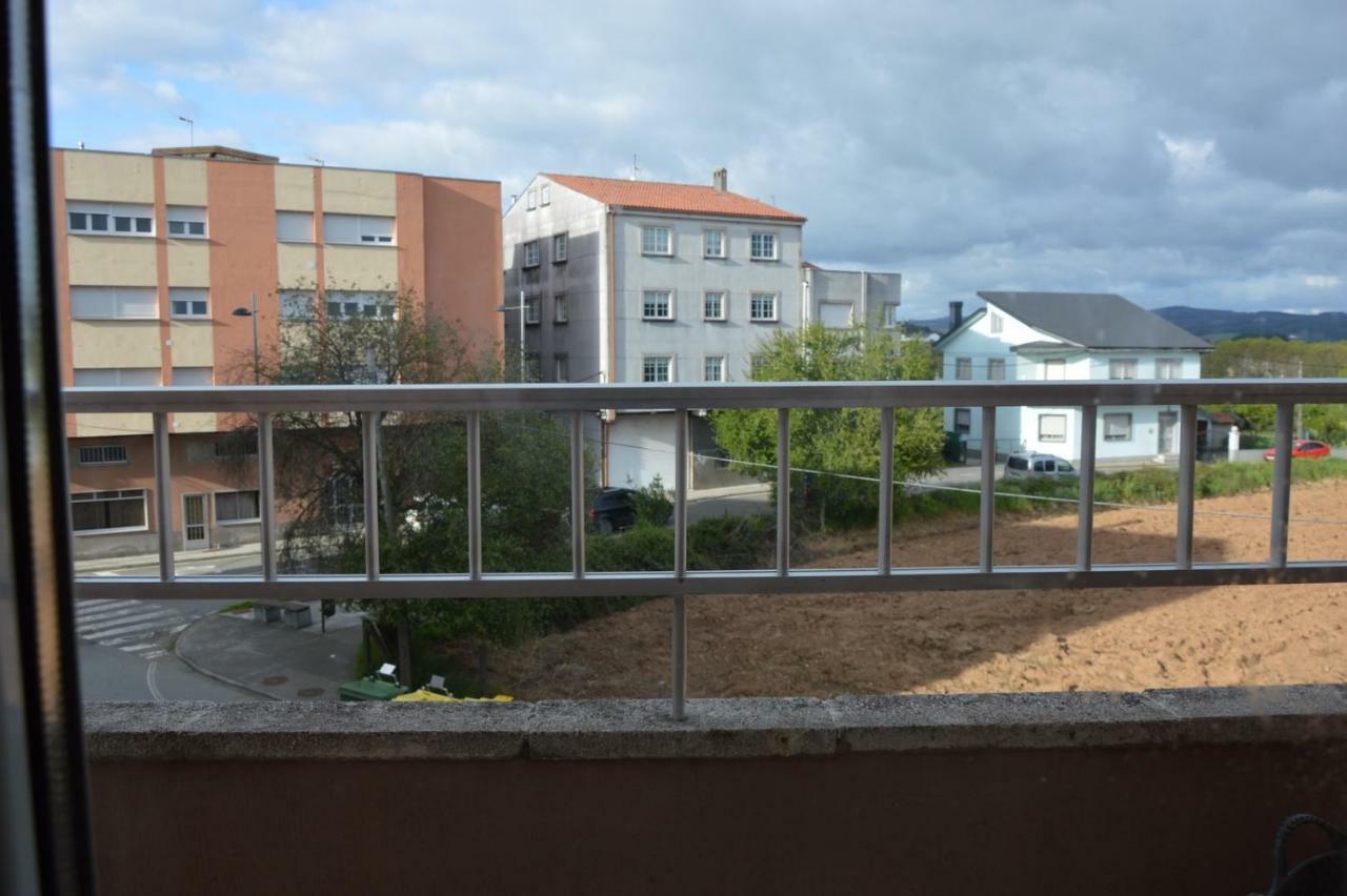 Apartmán Piso Da Empegada Arzúa Exteriér fotografie