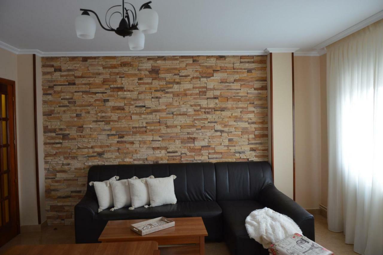 Apartmán Piso Da Empegada Arzúa Exteriér fotografie