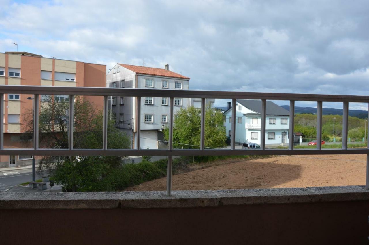 Apartmán Piso Da Empegada Arzúa Exteriér fotografie